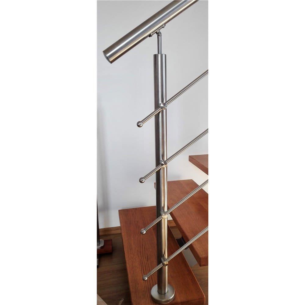 Słupek stal nierdzewna 42,4x2mm - 4 przelotki (montaż płaski)