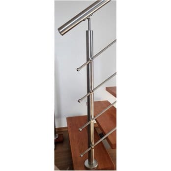 Słupek stal nierdzewna 42,4x2mm - 4 przelotki (montaż płaski)