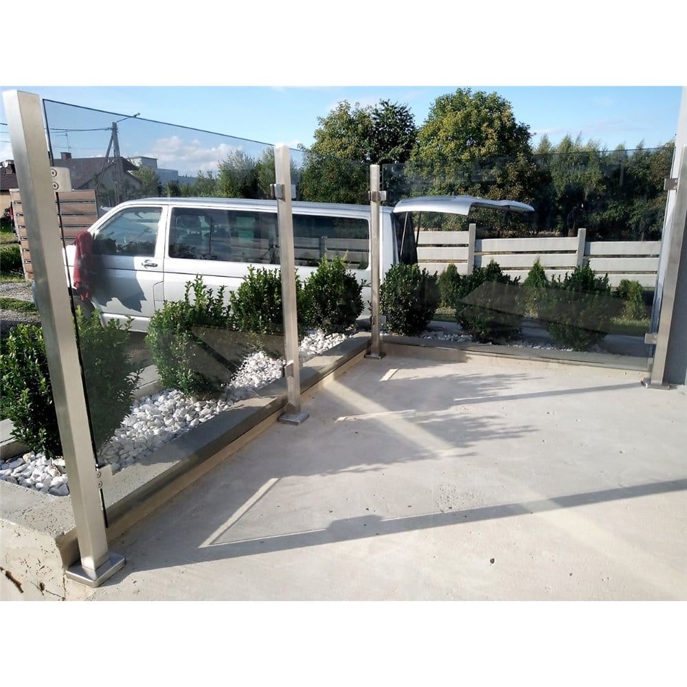 Balustrada stal nierdzewna - szkło satyna  [3 MB]