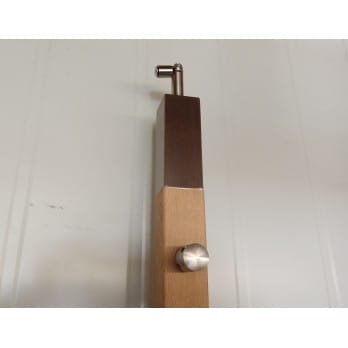 Słupek stal nierdzewna-drewno 40x40mm - 3 przelotki (mocowanie płaskie)